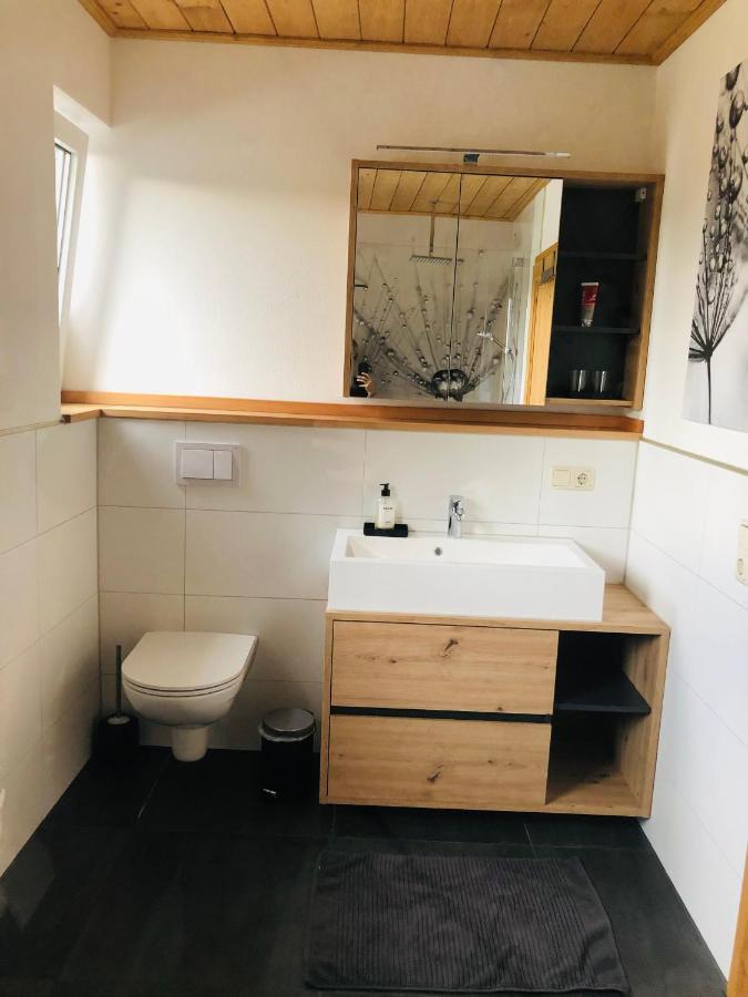 Ruhige Ferienwohnung Direkt Am Rennsteig Neuhaus am Rennweg Exteriér fotografie